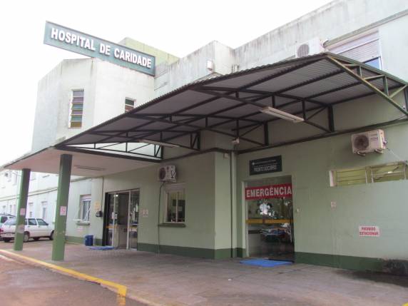 Direção do hospital emitiu comunicado no começo da tarde desta quinta-feira informando da suspensão de forma indeterminada