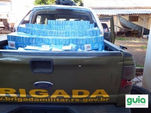 Brigada Militar de Crissiumal prendeu contrabandista que abandonou carro carregado de cigarros - foto 3