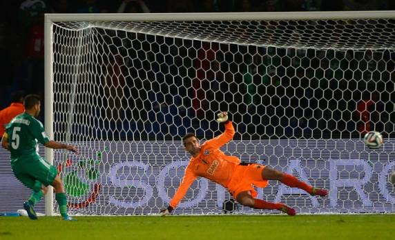 Derrota por 3 a 1 em noite trágica em Marrakesh interrompe sonho mundial do Atlético e coloca 

surpreendente time do Marrocos na final do torneio