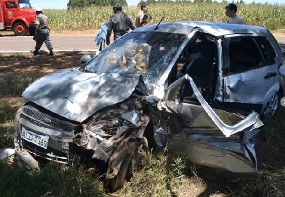 Homem morre em acidente com três veículos na ERS-142 no Norte
do RS - foto 2
