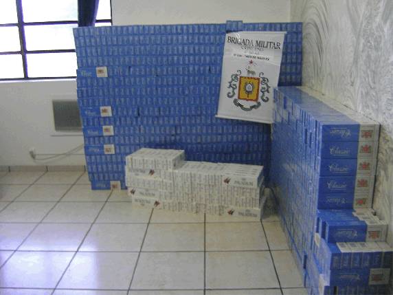 Brigada Militar faz apreensão de grande quantidade de cigarros em Independência - foto 3