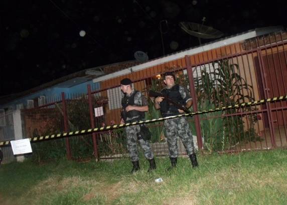 Mulher
teria matado a mãe e ocultado cadáver em casa, na cidade de Passo Fundo - foto 2