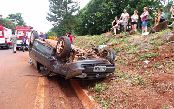 Acidente na BR 285 deixa cinco Santo-angelenses feridos na tarde desta quarta-feira - foto 2