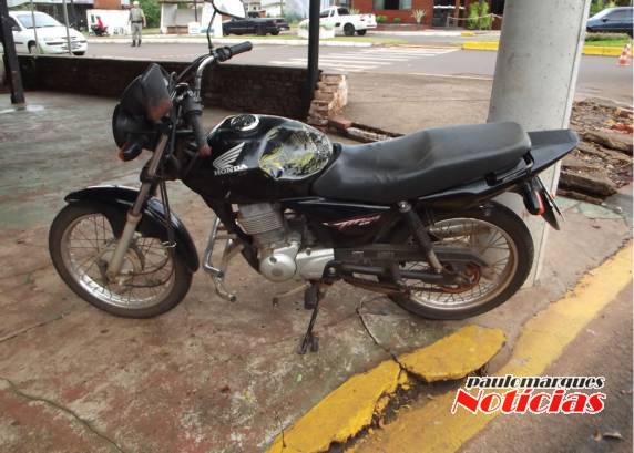 O piloto da moto foi removido ao Hospital São Vicente de Paulo