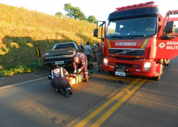 Acidente na ERS 324 deixa três feridos - foto 2