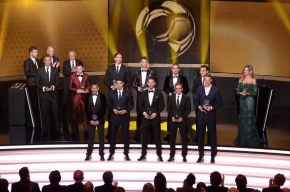 Cristiano Ronaldo é escolhido o melhor jogador do mundo e leva a Bola de
Ouro - foto 2