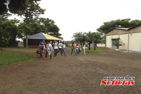 Acampamento reuni cerca de 500 jovens evangélicos em Três de Maio - foto 3
