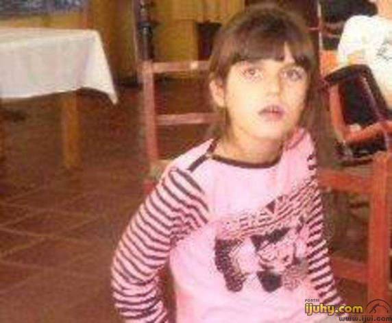 A menina Kauane Destefani Savicki, 12 anos, 

morreu afogada na noite desta sexta-feira, 18