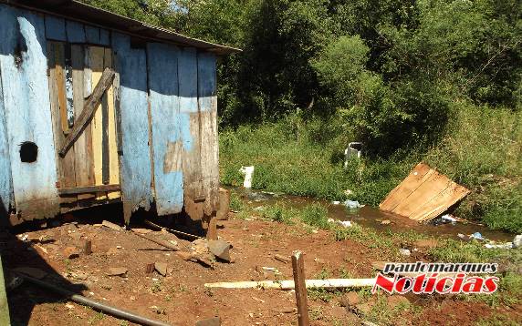 Família troca de casa mas a moradia está na lista das que serão demolidas, na Pedreirinha em Três de Maio - foto 3