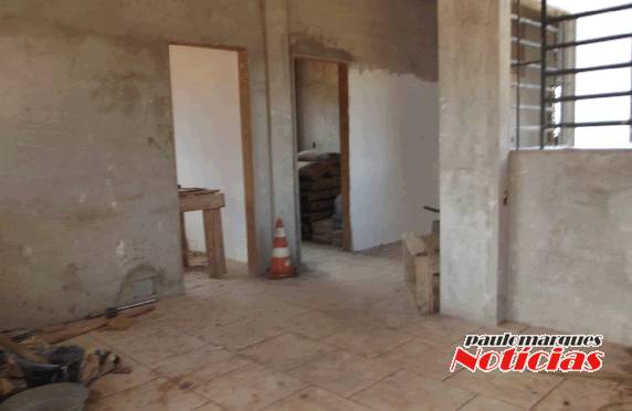 Com obra em fase final, ESF Santa Rita apresenta problemas de
acessibilidade na calçada - foto 2
