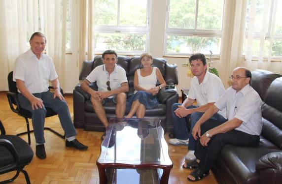 Italianos em visita a Três de Maio - foto 2