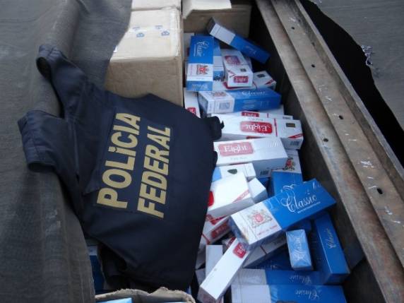 Quadrilha presa por
contrabando contava com apoio de policial civil - foto 2
