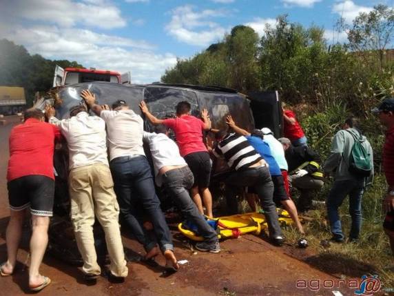 Jovem perde a vida em acidente de trânsito em Panambi - foto 3