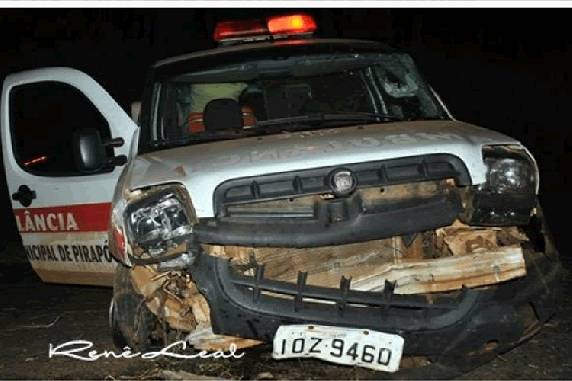 Acidente na ERS 168 envolve ambulância com pacientes de Pirapó - foto 2