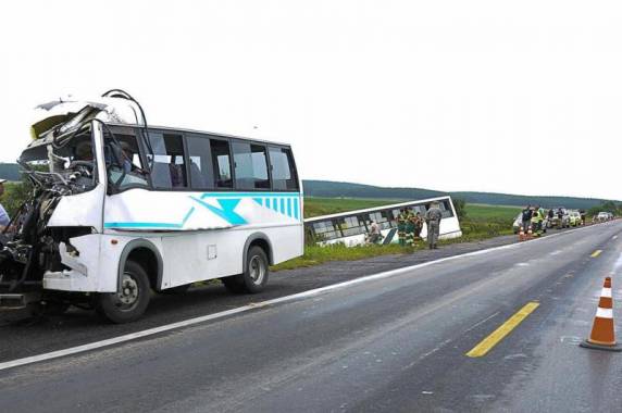 Acidente mata PM e deixa nove feridos graves na BR-116, em Cristal - foto 3