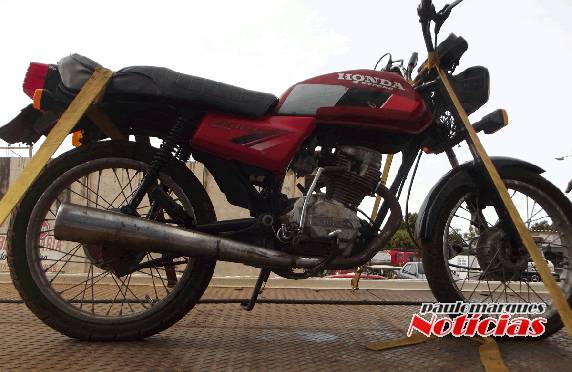 Moto é apreendida com chassis adulterado em Três de
Maio - foto 3