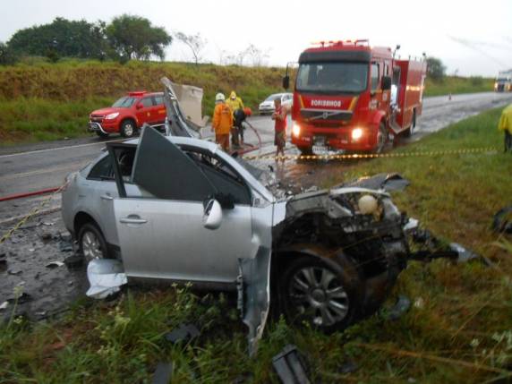 Acidente com vitima fatal na BR 285 em São Luiz Gonzaga - foto 2