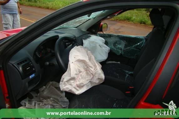 Acidente de trânsito deixa quatro pessoas feridas na ERS-330 em Tenente Portela - foto 3