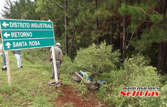 Piloto de moto fica ferido em acidente na BR 472 em
Três de Maio - foto 3