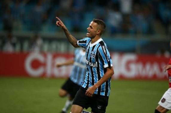 Com gols de Dudu e Luan, time de Enderson Moreira segue para a decisão; Gustavo Papa descontou