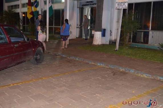 Ladrões roubam o caixa eletrônico do Banco do Brasil instalado da Prefeitura de Panambi - foto 2