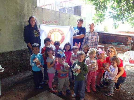 Mais uma ação do Rotaract
Club de Três de Maio - foto 2