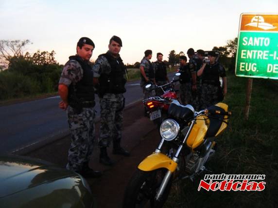 Operação Saturação do POE do 7º RPmon recupera moto furtada e efetua prisões - foto 2
