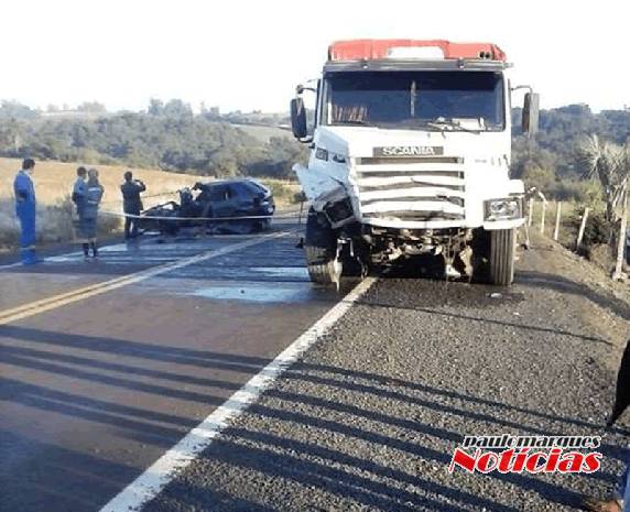 Acidente entre carro e caminhão causa uma morte em Santa Rosa - foto 2