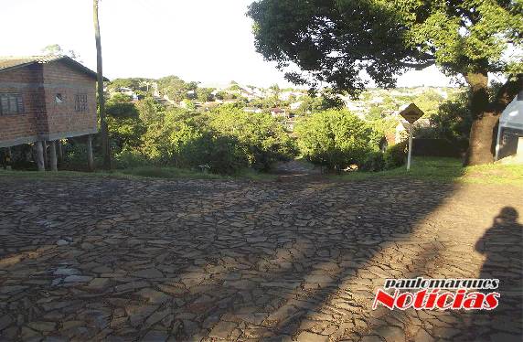 Moradores da rua dos Capuchinos clamam por melhorias - foto 3