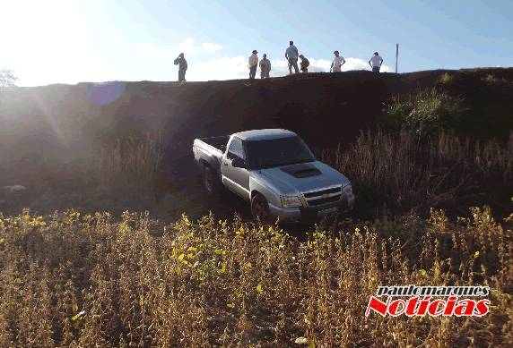 Colisão com danos materiais na BR 472 em Três de Maio - foto 3