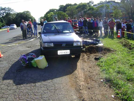 Colisão entre caminhonete e automóvel provoca uma morte em Santa Rosa - foto 2