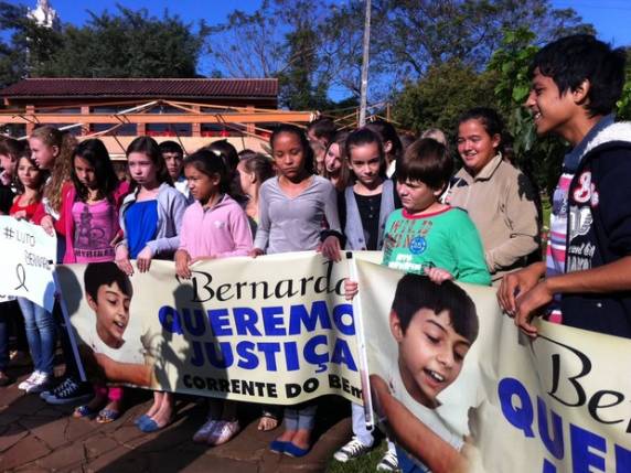 Com mais de 2 mil páginas, inquérito sobre morte de Bernardo é entregue - foto 2
