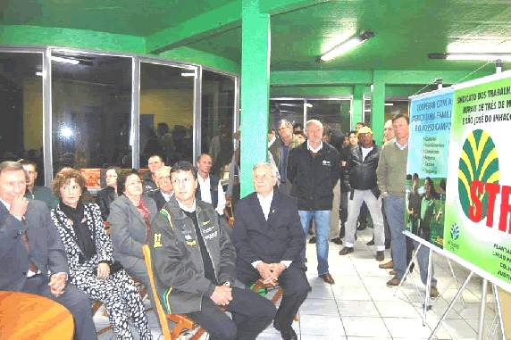 Agricultores familiares criam cooperativa em Três de Maio - foto 3