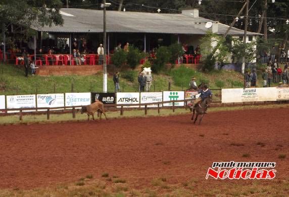 17ª Festa Campeira está sendo realizada na 3ª EXPOTERNEIRA - foto 2