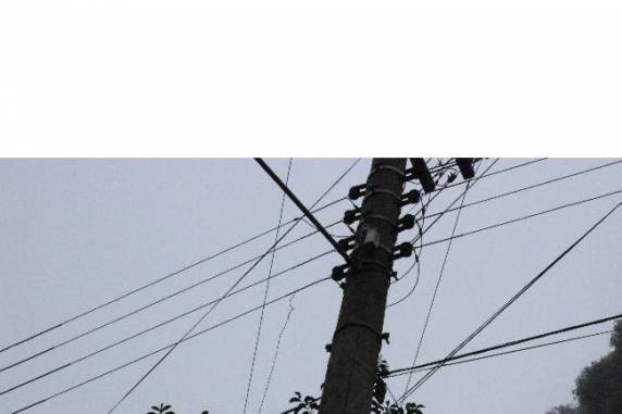 Instalação ilegal de energia elétrica causa incêndio em Residência de Três Passos - foto 3