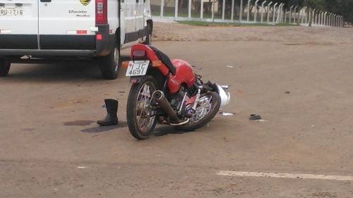 Acidente
na BR 468 envolve Van da Secretaria da Saúde de Crissiumal e uma moto - foto 3