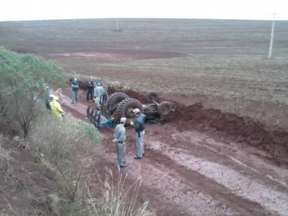 Acidente com Trator causa morte de agricultor em Girua - foto 2