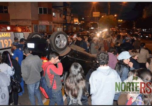 Grave acidente no centro da cidade de
Sarandi - foto 2