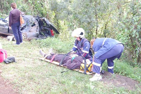 Duas mulheres ficaram feridas em acidente na BR 472 em Santa Rosa - foto 2