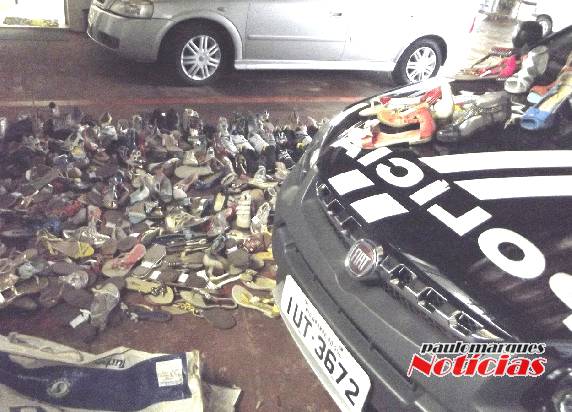 Mais de 300 pés de calçados foram encontrados na ERS 342 em Três de Maio - foto 3