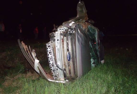 Médico Giruaense sofre acidente na ERS 344 em Santo Ângelo, na noite desta sexta-feira - foto 2
