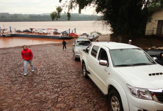 Veículos com 

destino a Porto Alegre para assistir o jogo da Argentina nesta quarta-feira