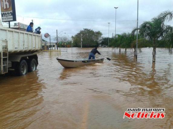 Usina Foz do Chapecó abre todas as suas comportas - foto 3
