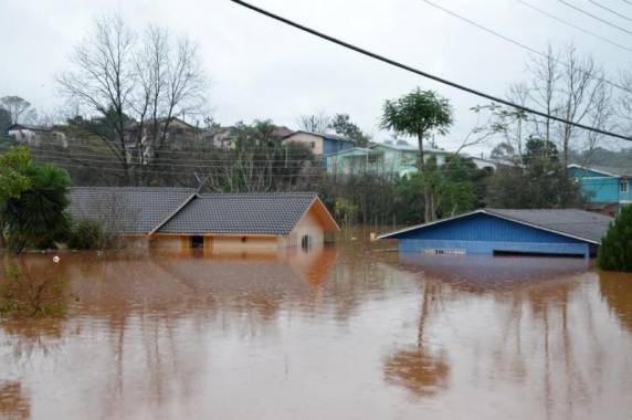 Afetada pela chuva, Iraí é tomada por corrente de solidariedade - foto 2