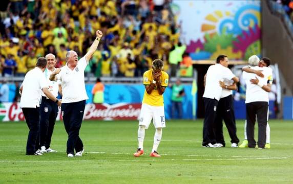 Julio César pega 

dois pênaltis, Chile bate na trave, e Brasil vai às quartas - foto 2