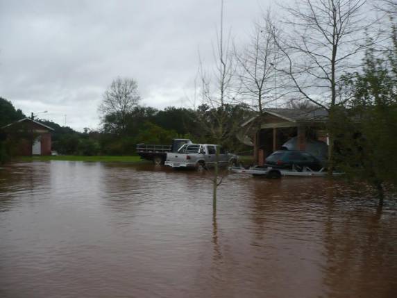 Chuva atinge todo Estado e não dá 

trégua no domingo - foto 2