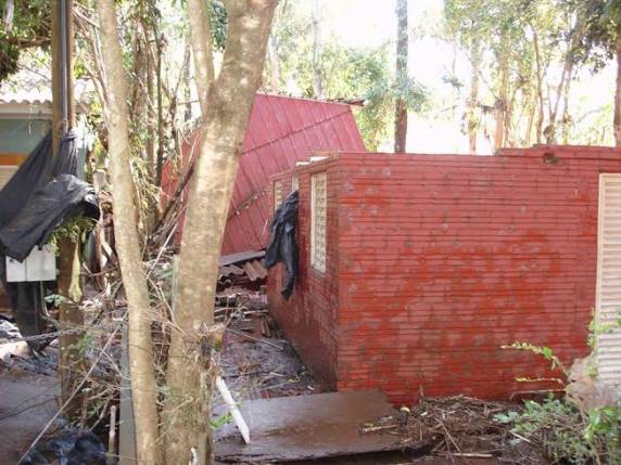 Rio Uruguai baixa e muita lama e destruição é tudo que se vê - foto 3