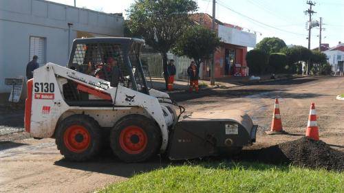 Obras de recapeamento no centro exigem compreensão dos motoristas - foto 2