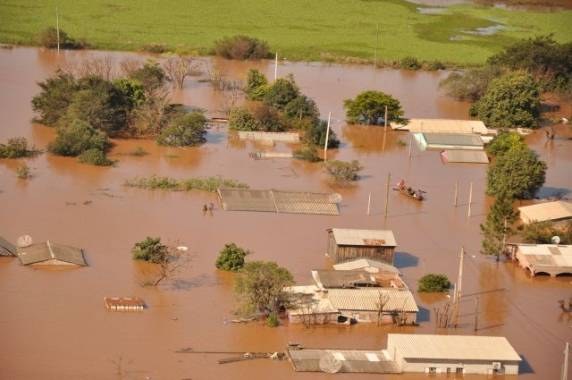 Previsão é de mais chuva forte em regiões atingidas por cheia no RS - foto 2
