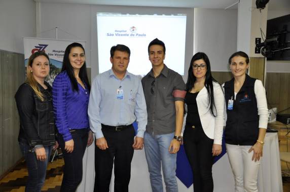 Representantes do Hospital São Luiz Gonzaga buscaram informações sobre a implantação do Protocolo de 

Acolhimento com Classificação de Risco